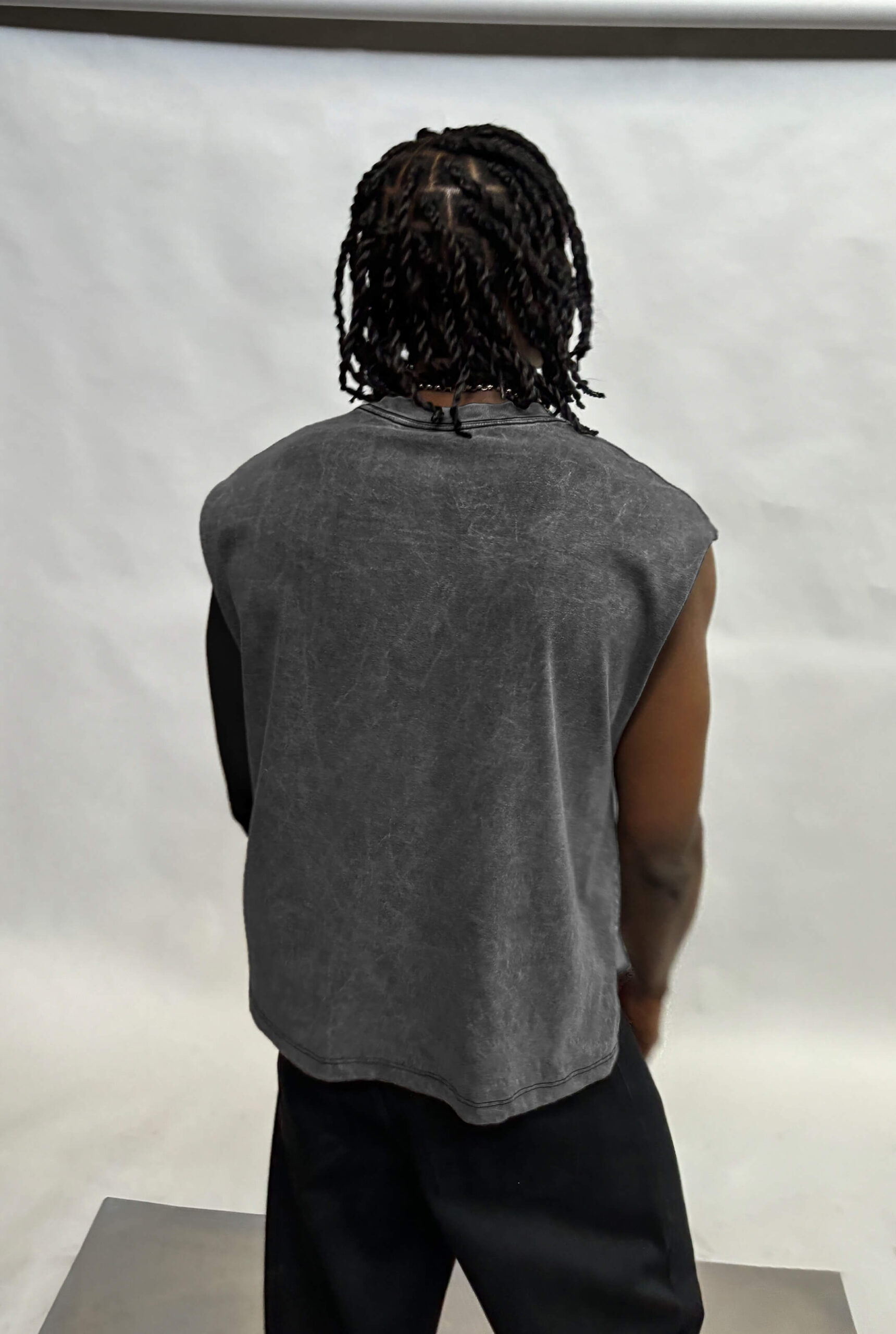 Imagen 3 de Remera sin Mangas Boxy Acid Wash
