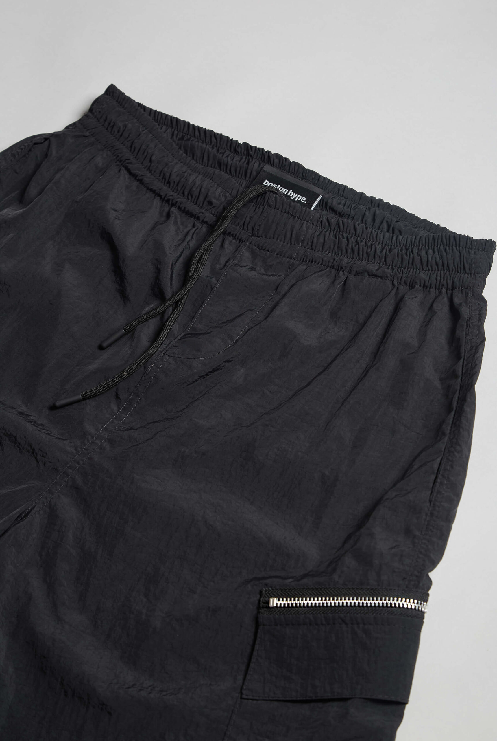 Imagen 3 de Track Short Cargo Cierres Negro