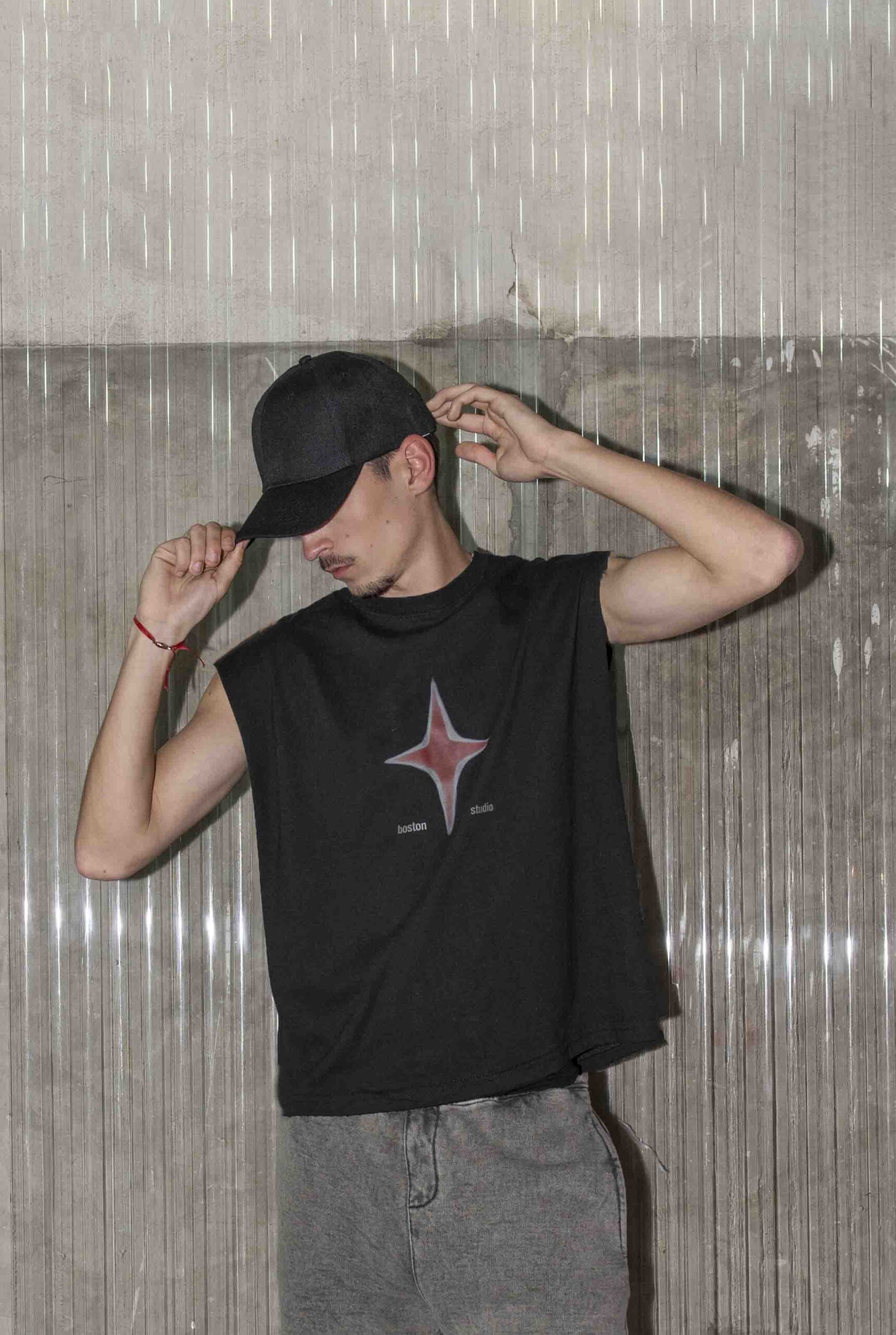 Imagen 2 de Remera sin Mangas Negra Star