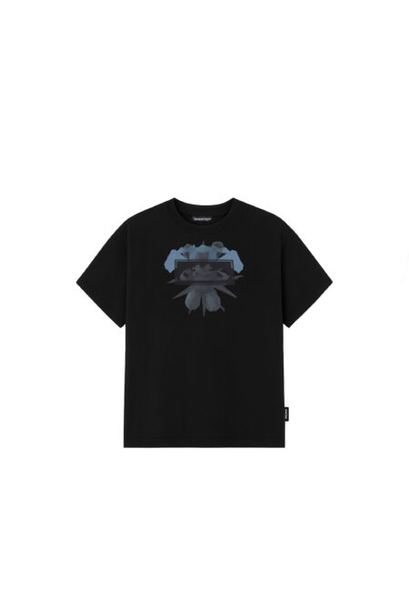 Remera Regular Fit Croped Utopia Negra