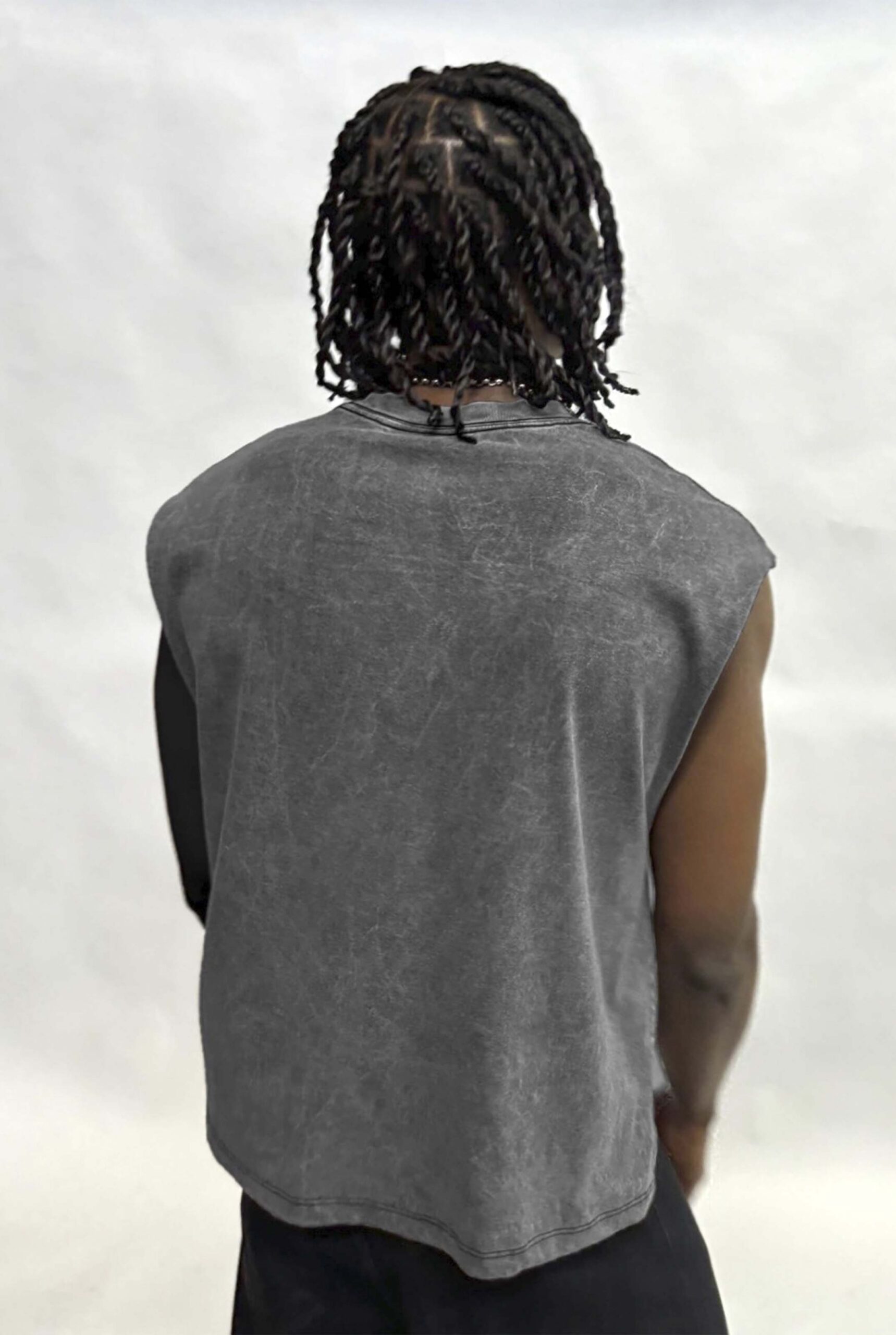 Imagen 2 de Remera sin Mangas Acid Gris Medio