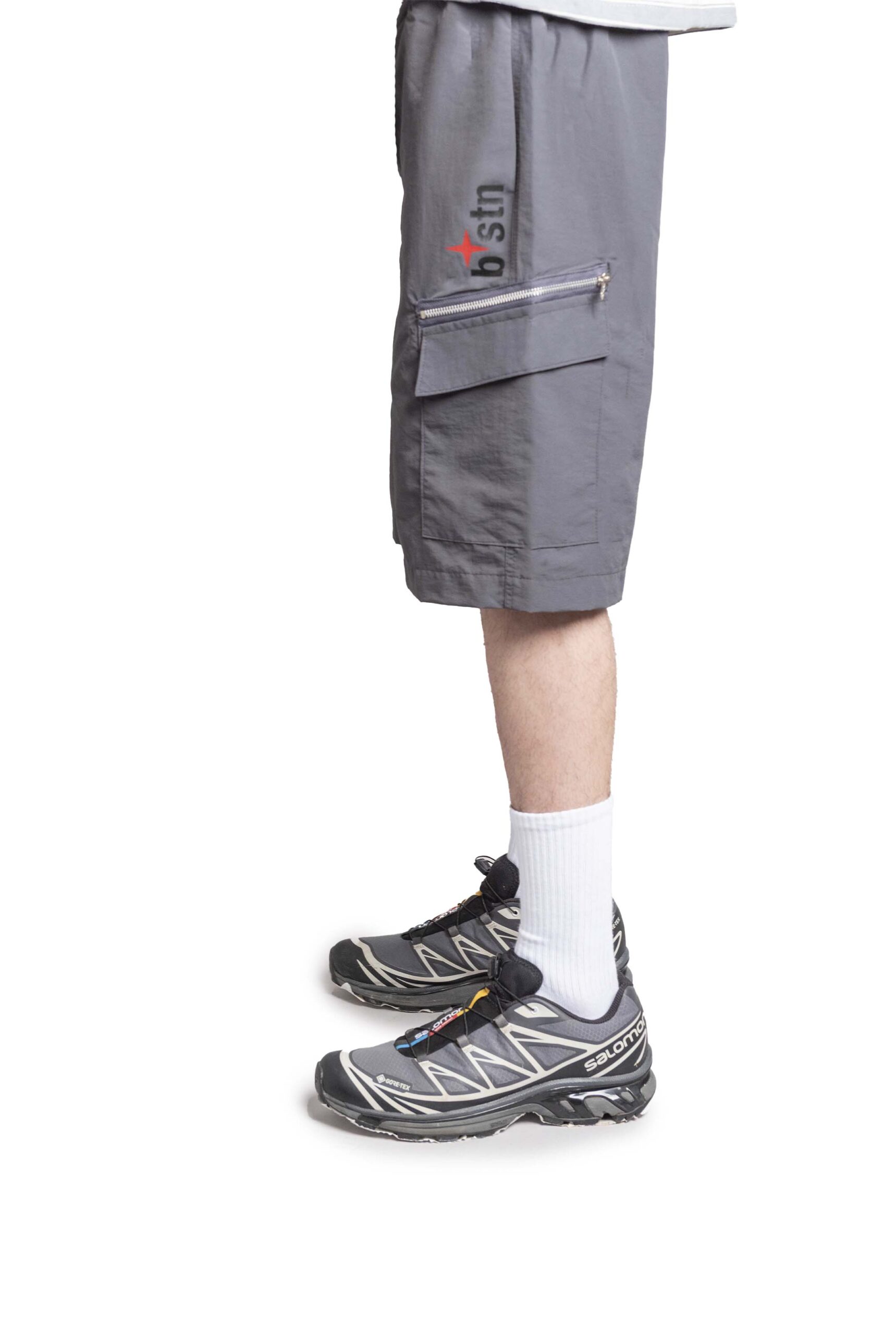 Imagen 3 de Parachute Track Short Gris C/Cierre Logo