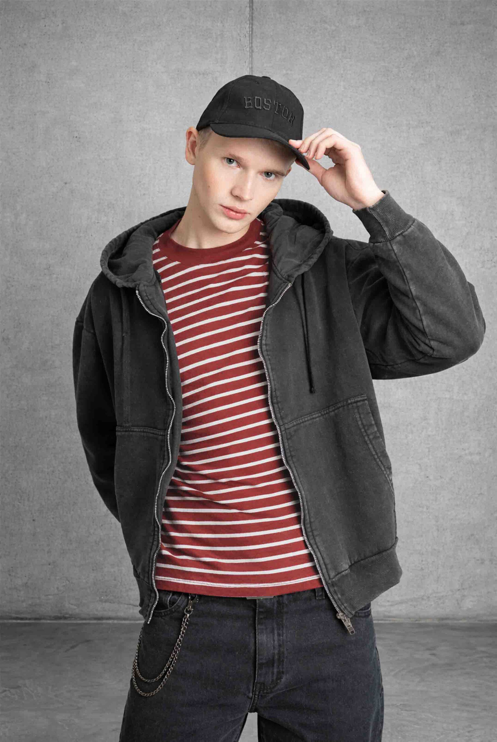 Imagen 5 de Remera Manga Larga Boxy Raya bordo