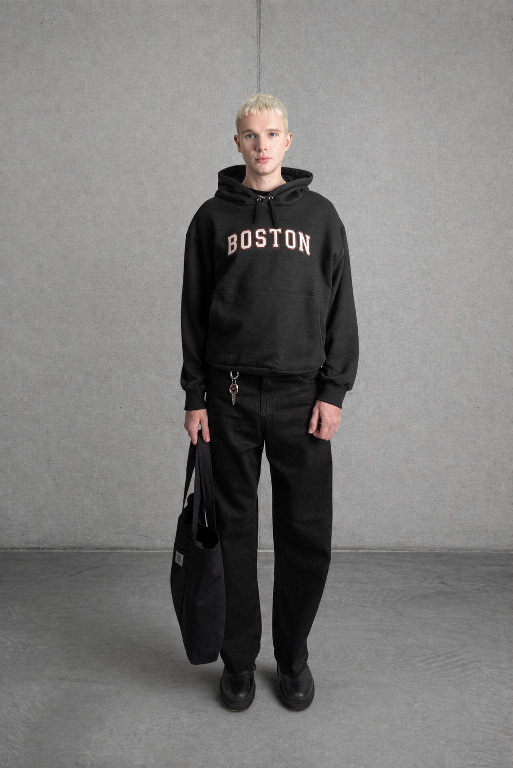 Imagen 4 de Hoodie Boxy Negro Logo