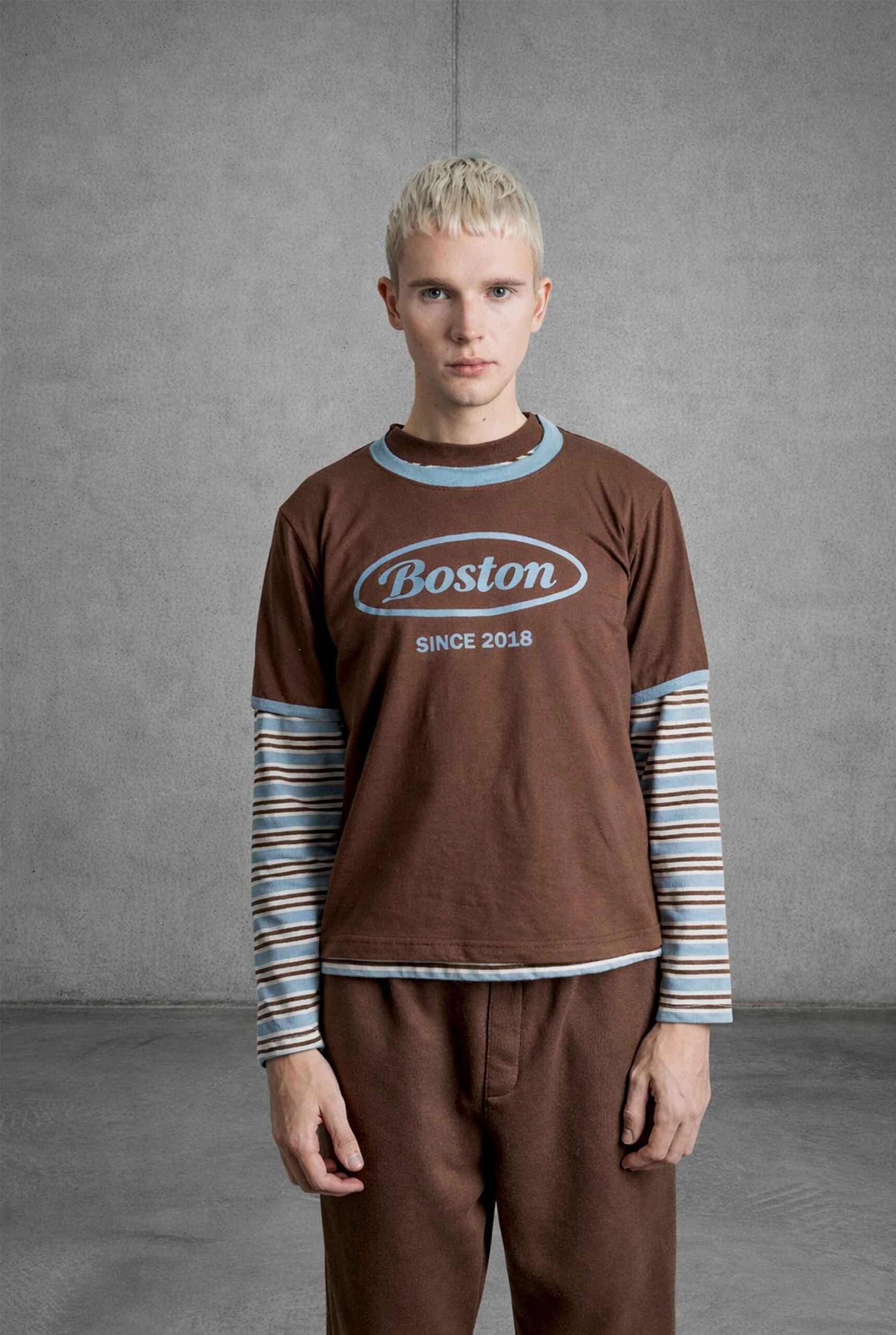 Imagen 4 de Remera Regular Fit Cropped Marron Vintage