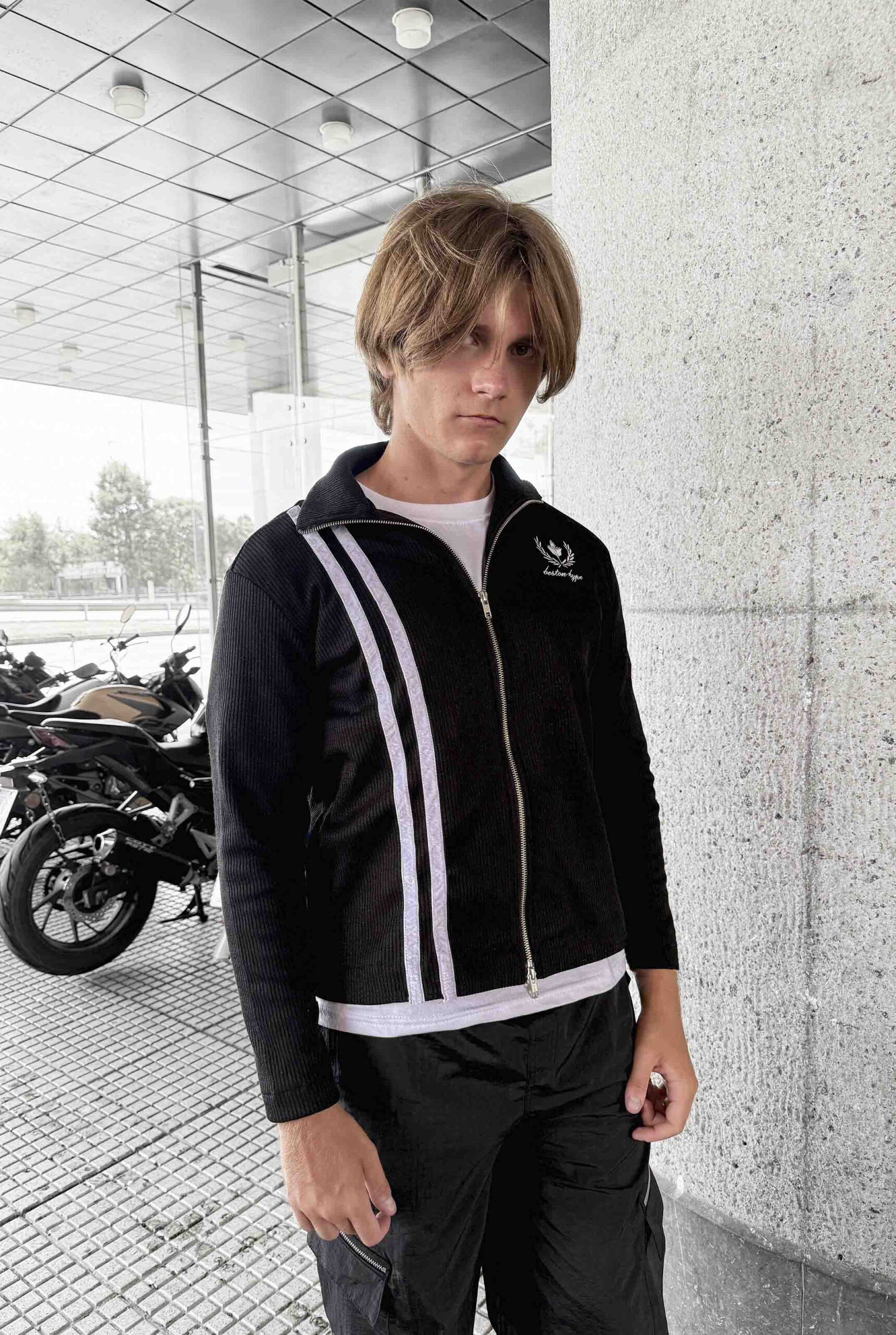 Imagen 4 de Zip Up Knit Negro Line