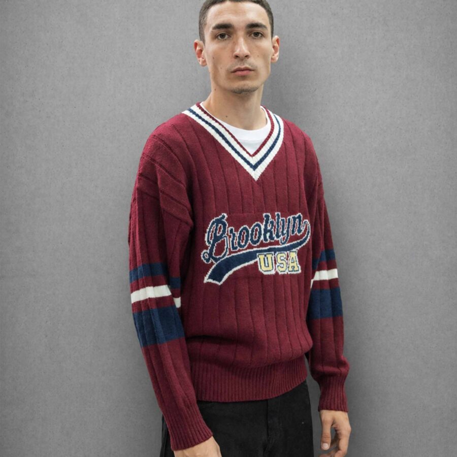 Imagen 2 de Sweater Brooklyn Bordo