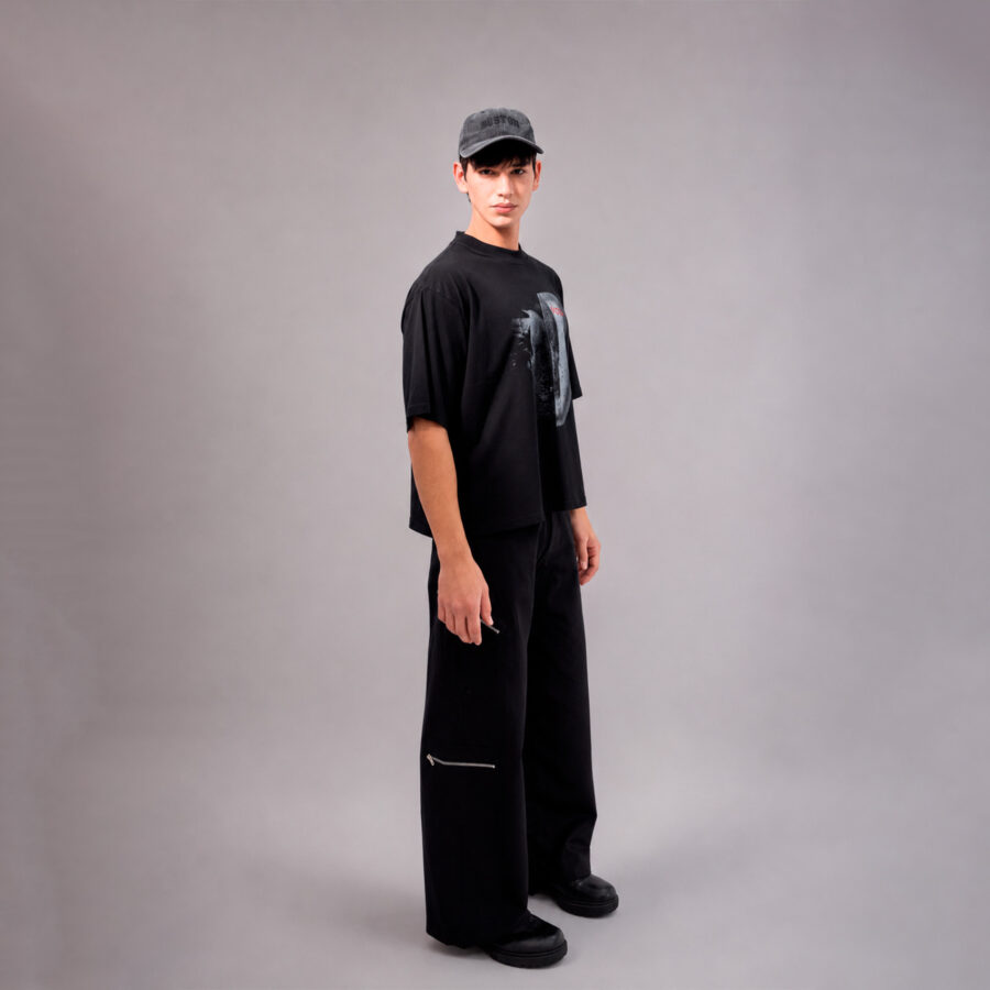 Imagen 4 de Remera Boxy Bad Face Negra