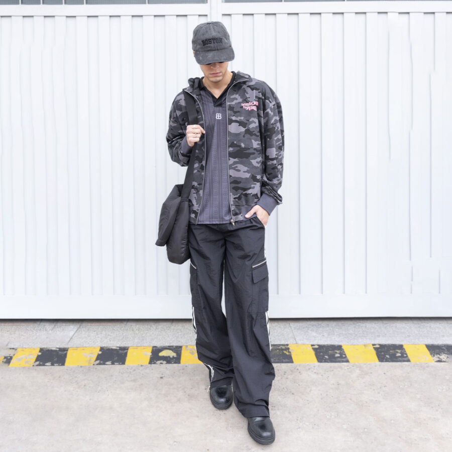 Imagen 6 de Zip up camo gris boston rosa