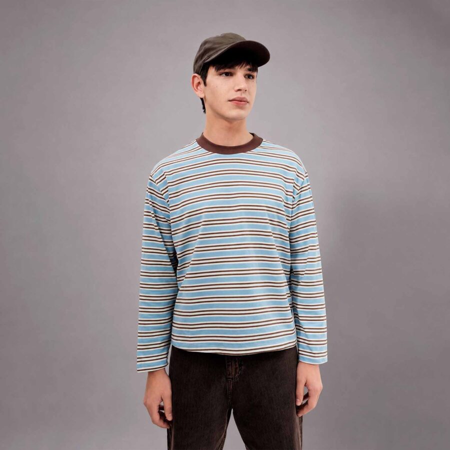 Imagen 2 de Remera regular boxy raya marrón celeste